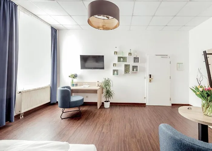 Отель Pallas 3*